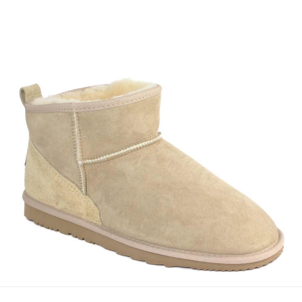 Sheepskins Downunder 100% Australian Made Sheepskin Boots in Sand